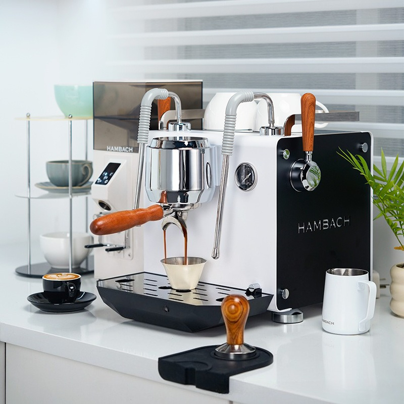 Italian semi-automatic coffee  - Coffee Equipment Manufacturers reseña y precio